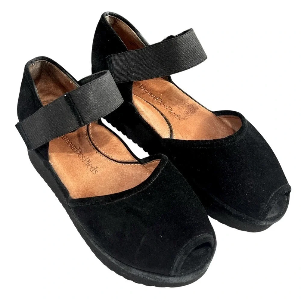 L'Amour Des Pieds Amadour Peep Toe Wedge shoe black suede sandal leather 7 comfy